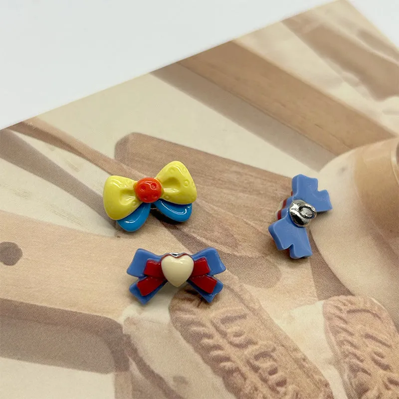 18mm Yellow and Blue Cartoon Bow Resin Buttons with Metal Shanks 50pcs