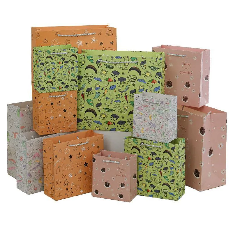 25pcs 14x15x7cm Creative Cartoon Paper Gift Bags Tote for Students Birthday Parties