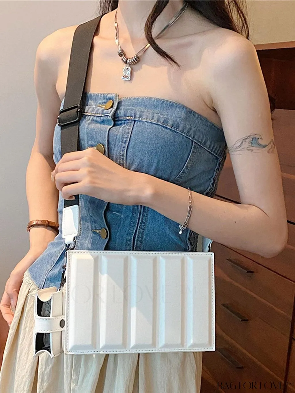BagForLove - Chic Pink Box Bag: Stylish and Versatile for Everyday Wear