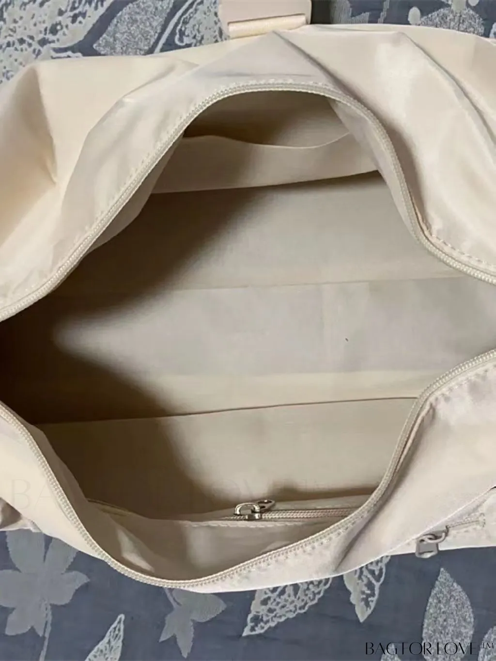 BagForLove - Premium Nylon Crossbody Bag: Spacious for Sports & Travel