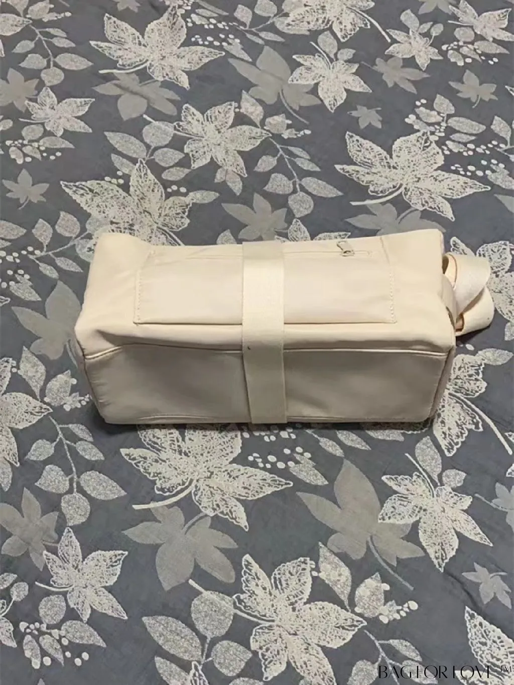 BagForLove - Premium Nylon Crossbody Bag: Spacious for Sports & Travel