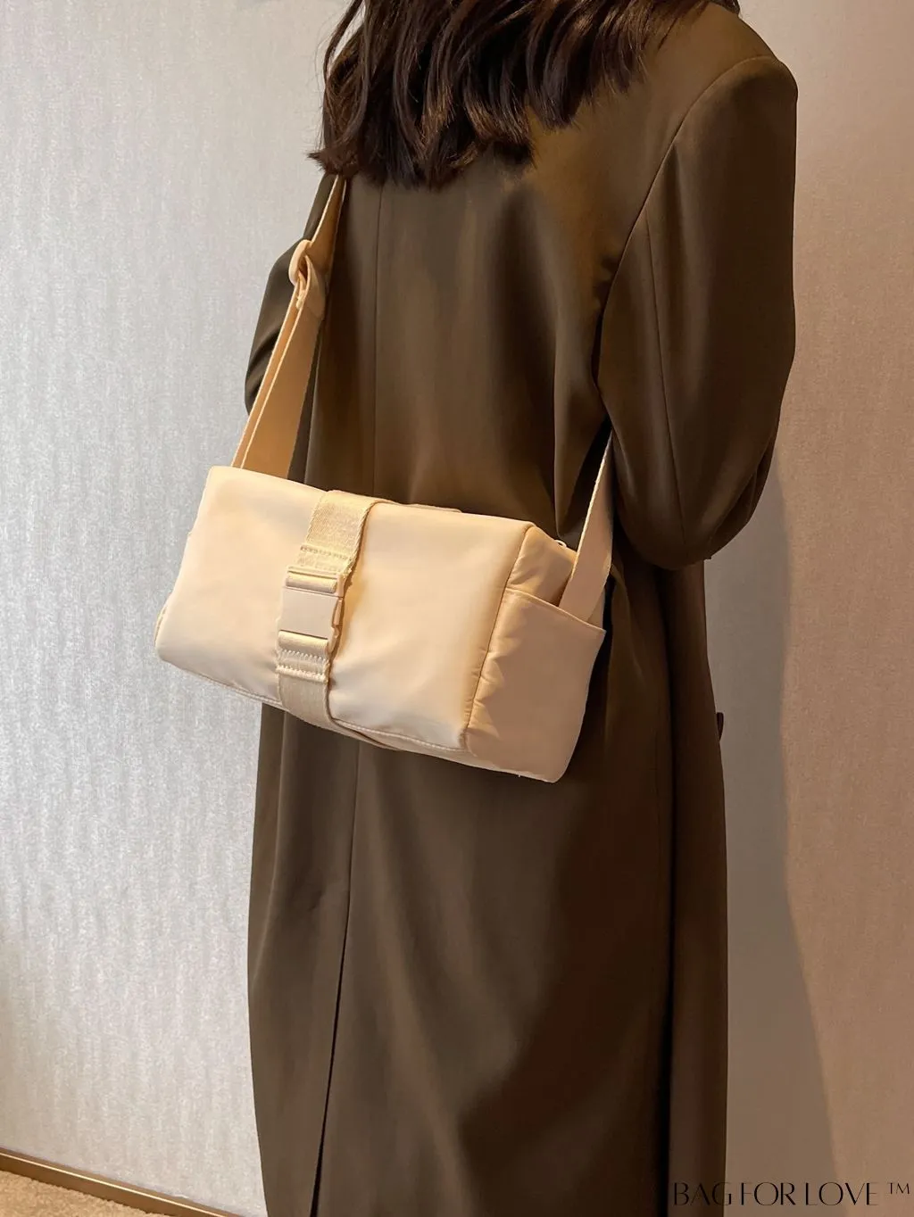 BagForLove - Premium Nylon Crossbody Bag: Spacious for Sports & Travel