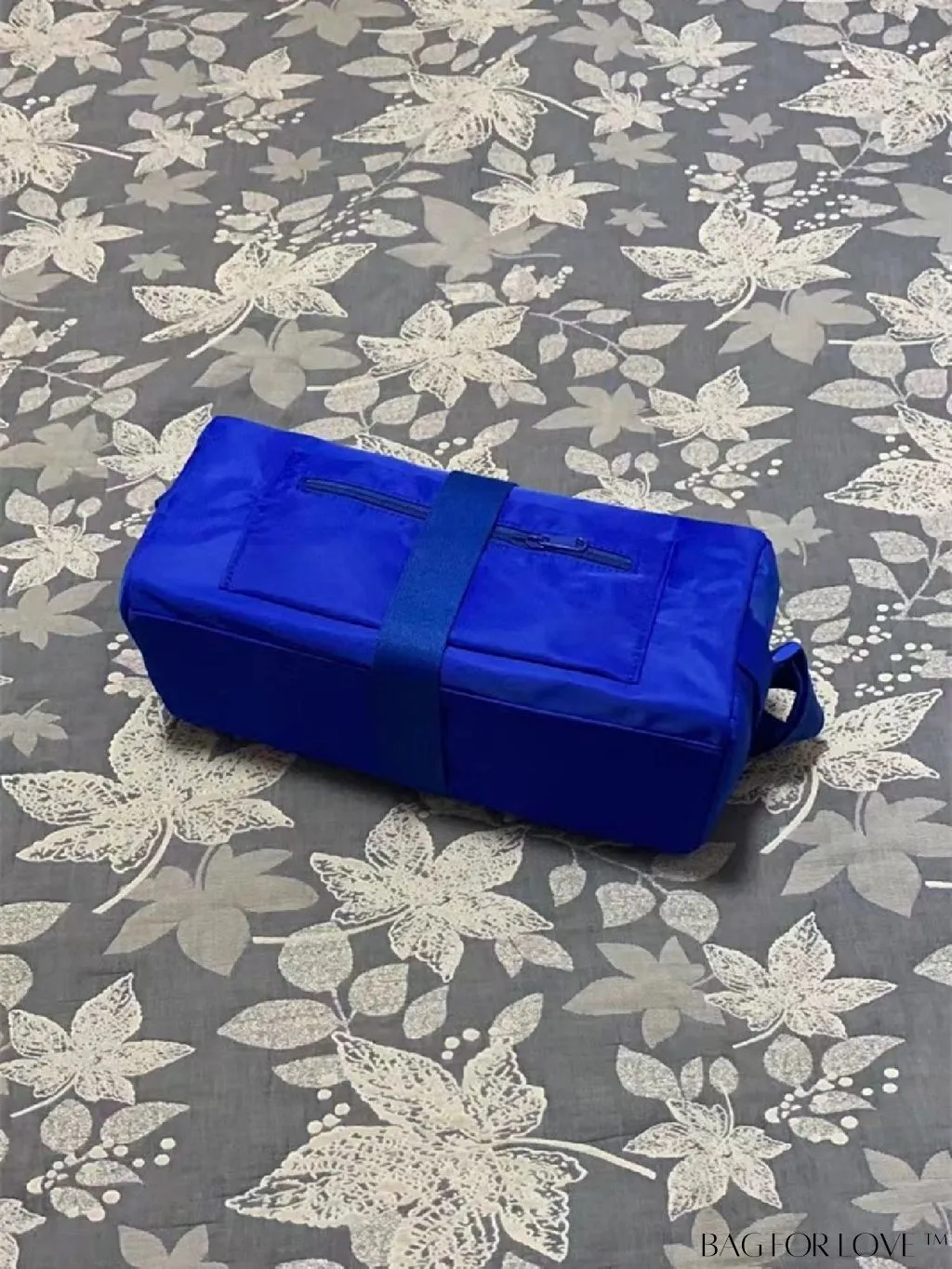BagForLove - Premium Nylon Crossbody Bag: Spacious for Sports & Travel