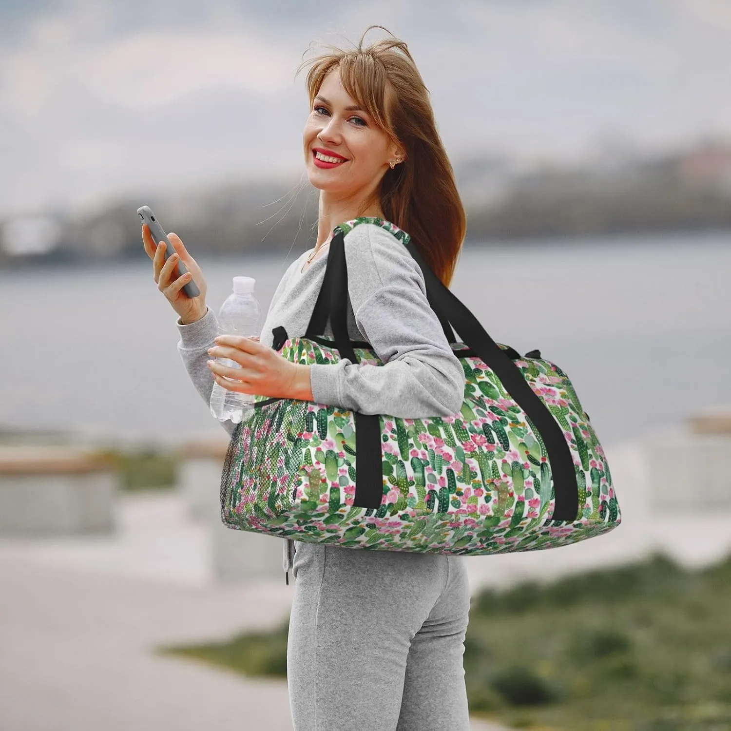 Cartoon Tropical Plant Big Capacity Sports Gym Bag Portable Travel Duffle Bag, Cactus Flowers Lightweight Weekender Workout Bag for Overnight, Unisex