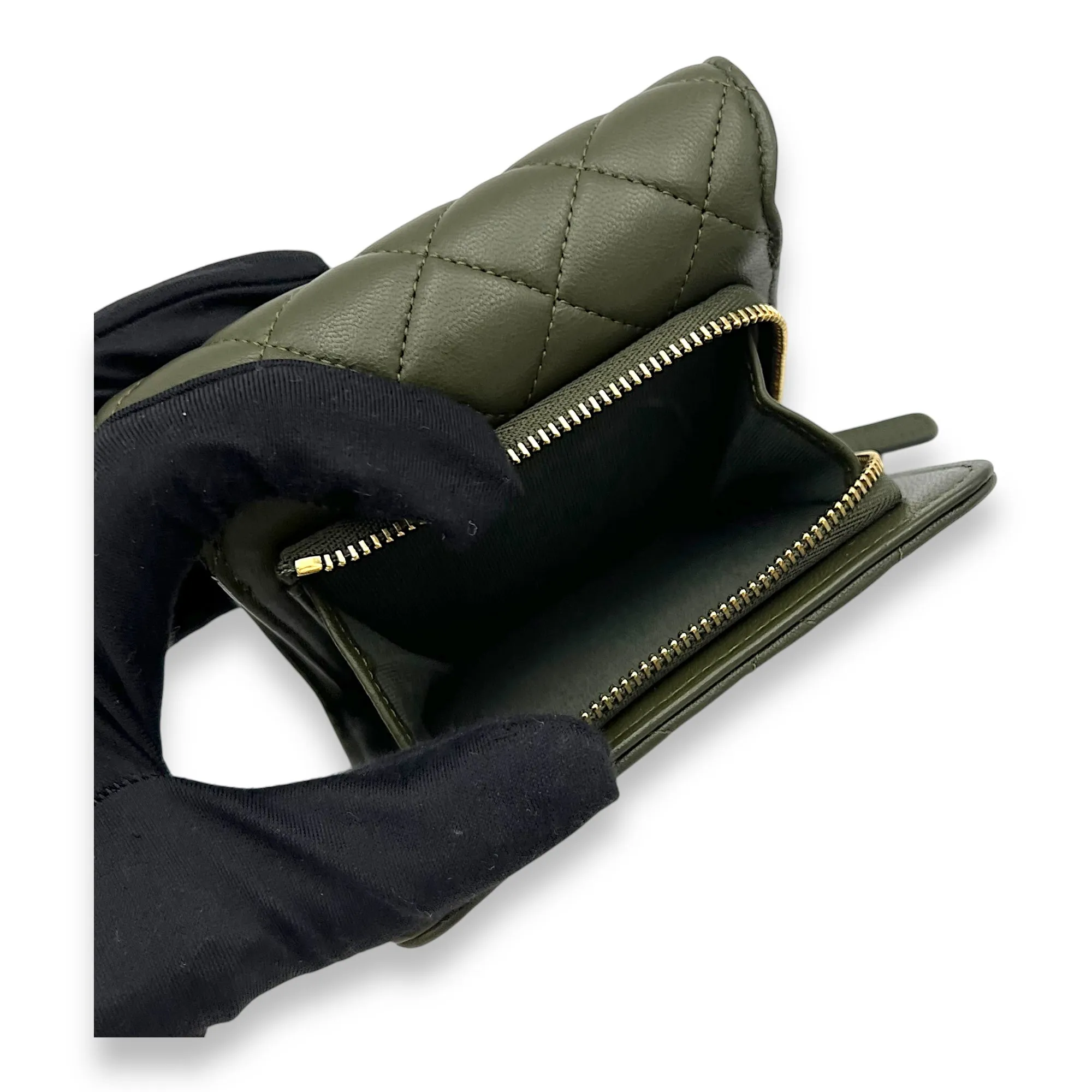 CC Card Wallet Crossbody Bag Green in Lambskin, Gold hardware