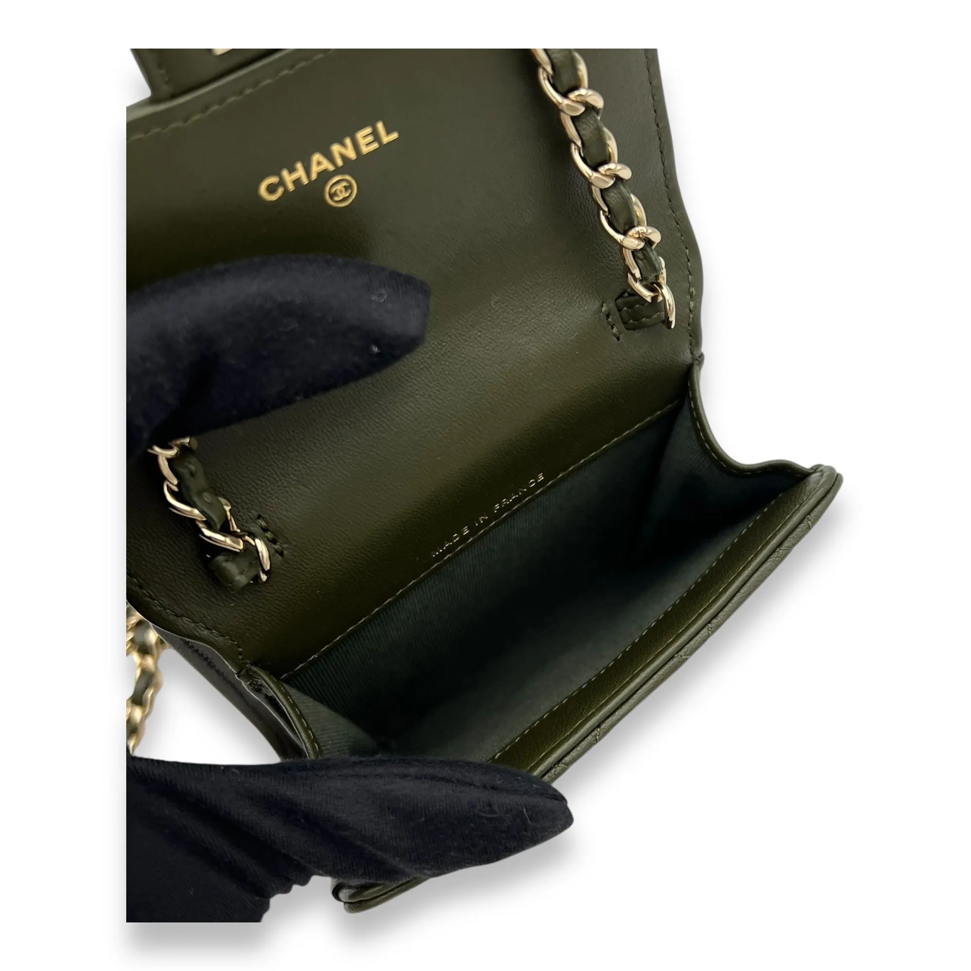 CC Card Wallet Crossbody Bag Green in Lambskin, Gold hardware