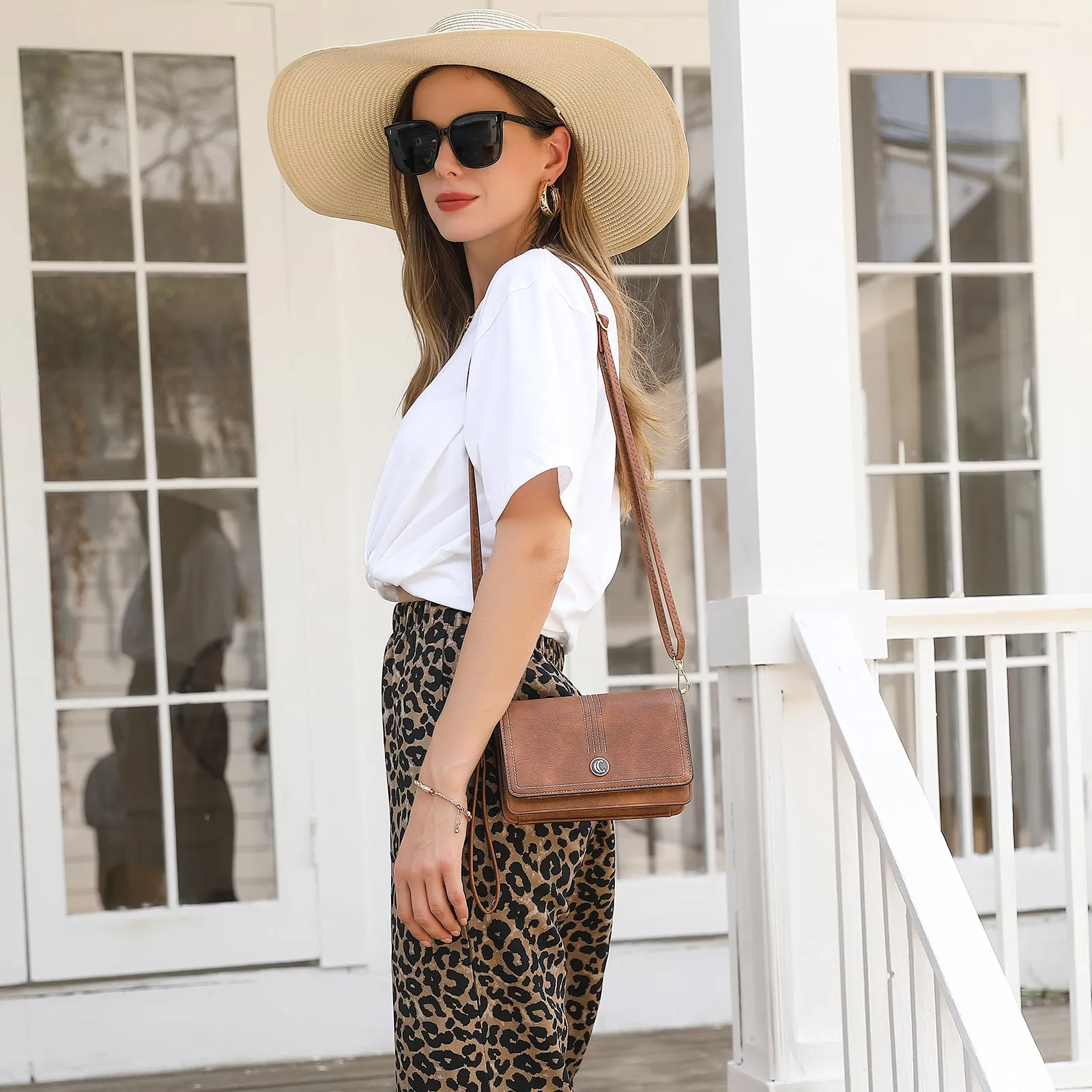 CLUCI Crossbody Purse for Women, Wristlet Wallet, Small Shoulder Bag with Card Slots, Leather Flap Cell phone Clutch
