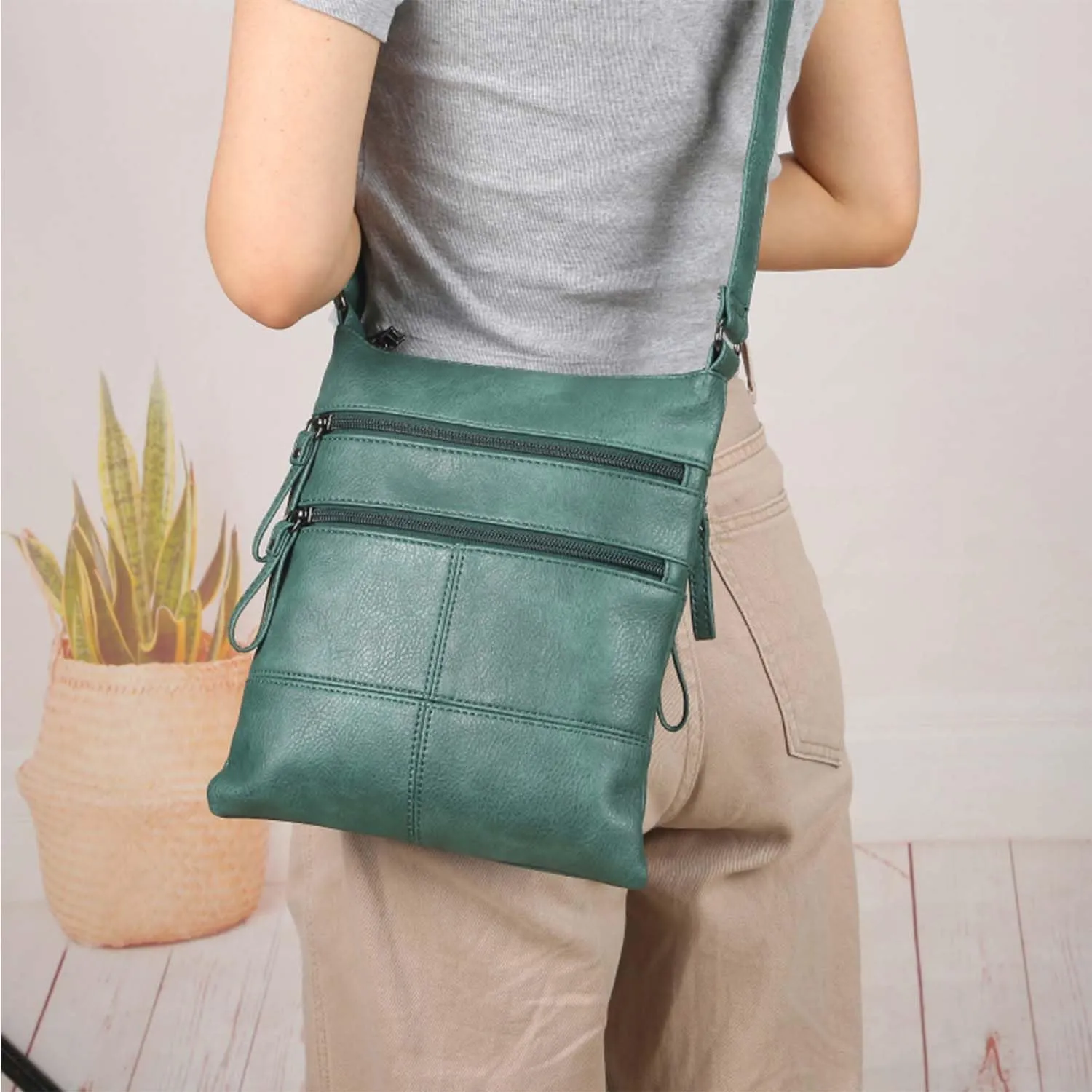 Crossbody Bag for Women, Crossbody Purse Cell Phone Wallet Purses Should Bag,PU Leather Sling Bag with Pockets