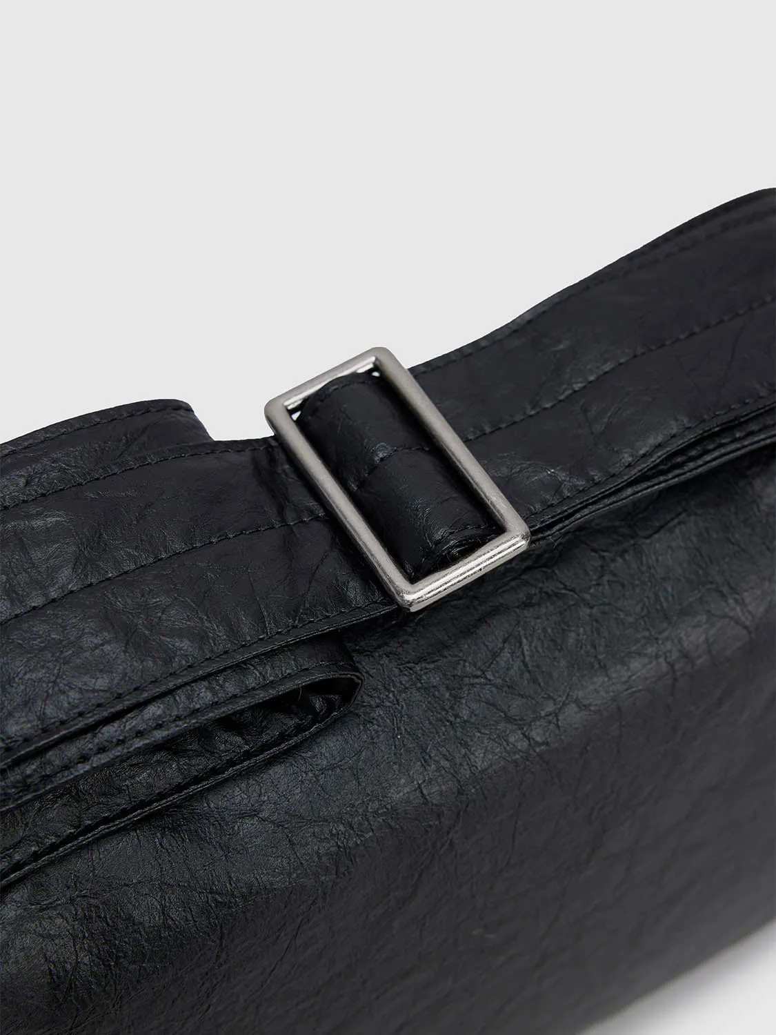 Crossbody Bags