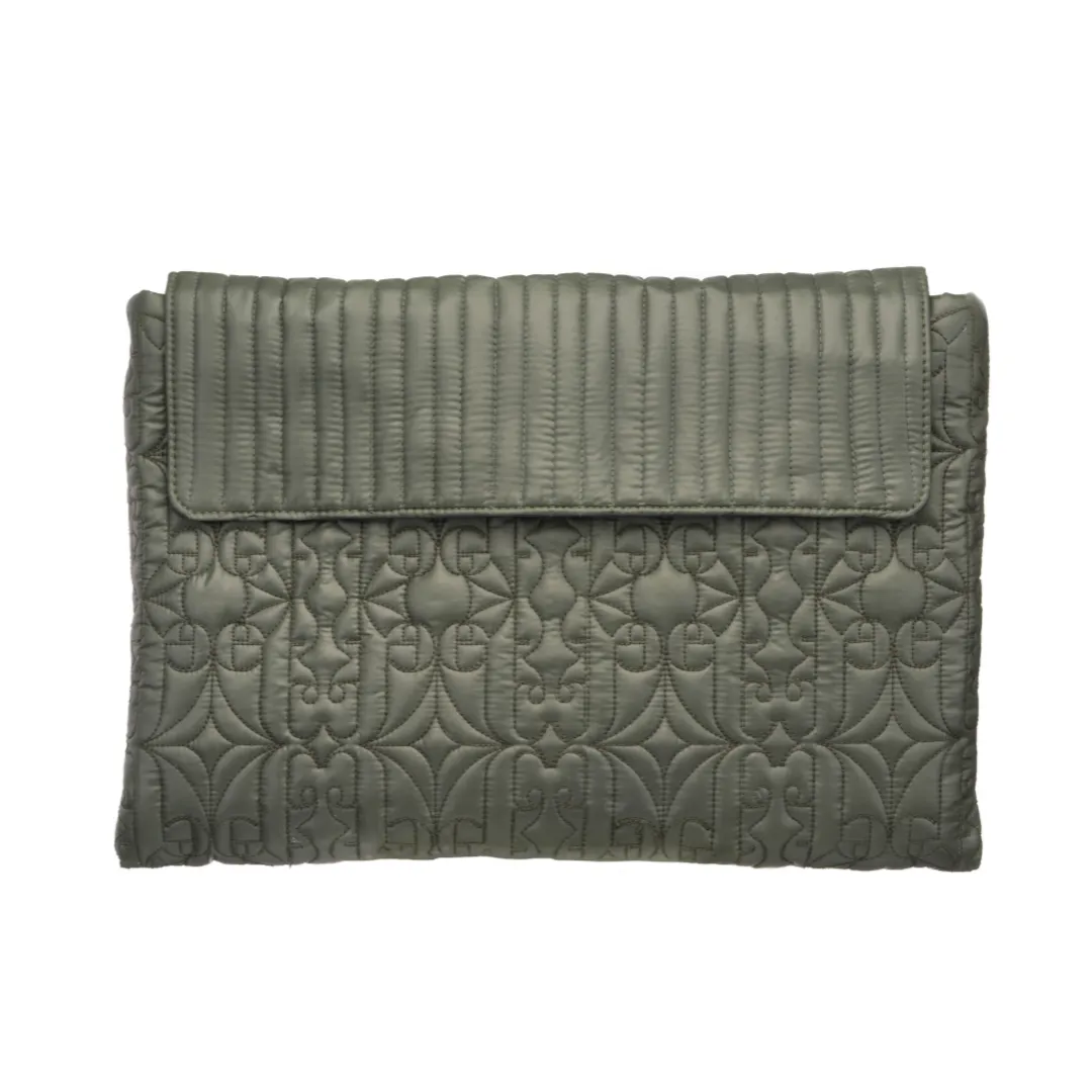 etc Quilted Laptop Sleeve Green