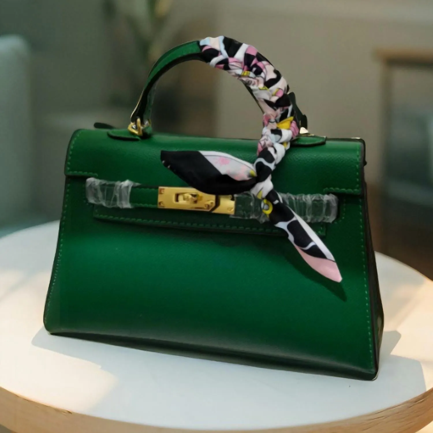 Glam Signature Mini Purse In Green