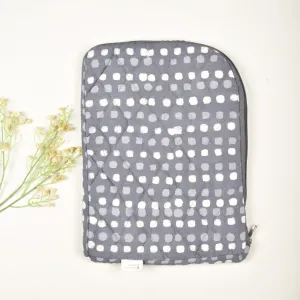 Grey easy slip quilted 13" laptop sleeve