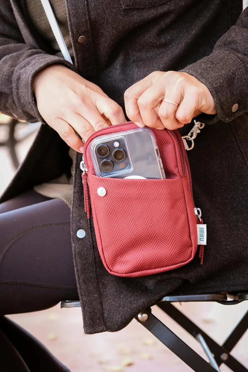 HAIKU Endeavor Pouch, Lightweight Small Crossbody bag, Zip-Around Cell Phone Travel Purse with Card Slots, Adjustable Strap