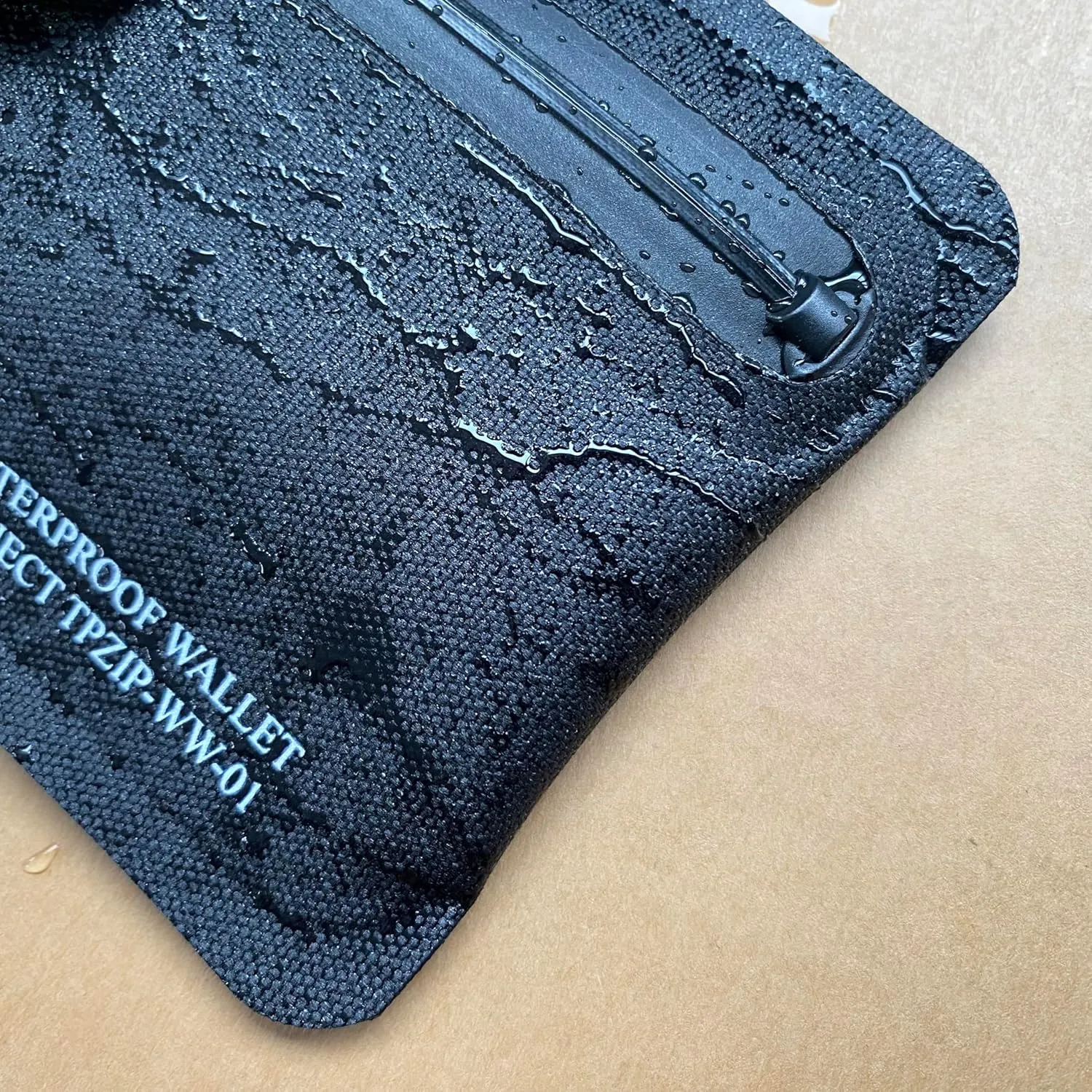 Heavy Duty Airtight Wallet Submersible Waterproof Wallet Protection for Keys, Cards