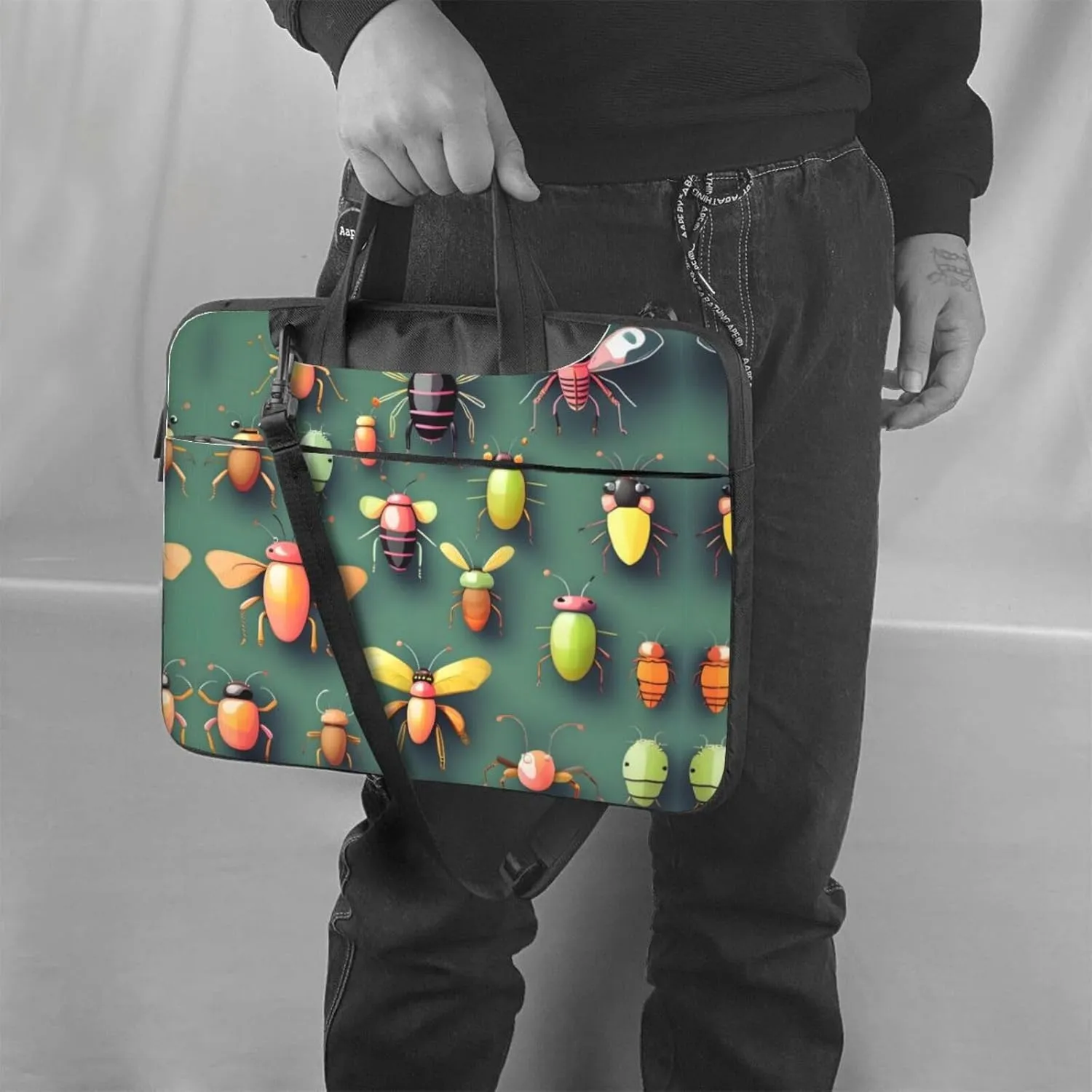 Insect Atlas pattern Ultra-thin portable shoulder laptop bag Stylish and Protective Shockproof soft lining