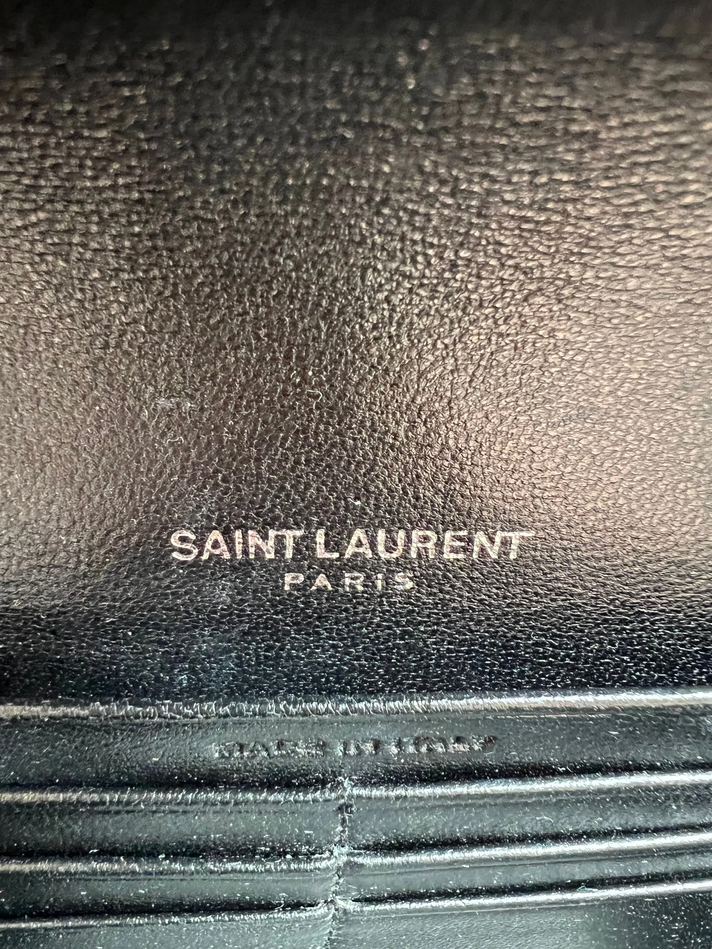 SAINT LAURENT Lou Lou Wallet on Chain