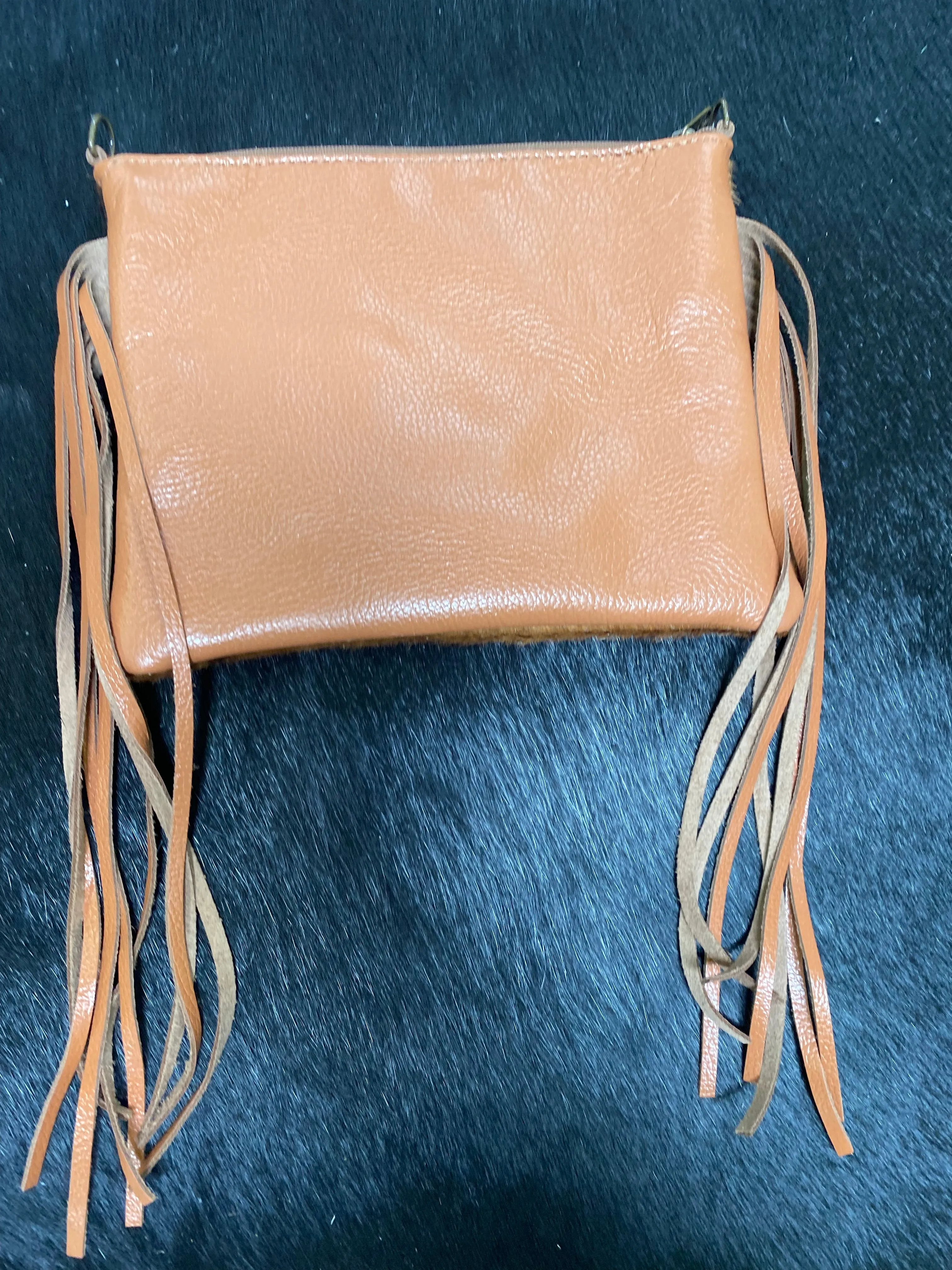 Small accessory pouch handbag