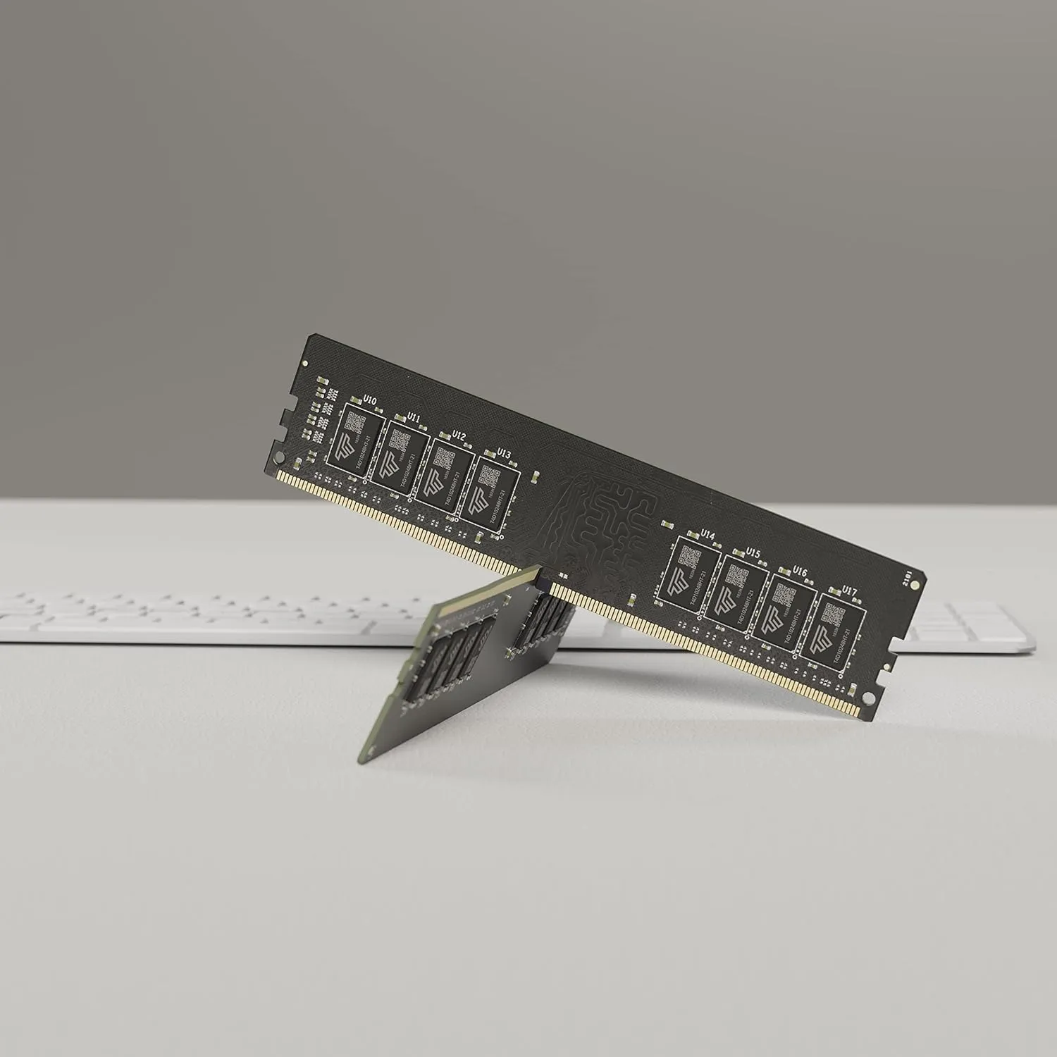 Timetec 32GB KIT(2x16GB) DDR4 2400MHz PC4-19200 Non-ECC Unbuffered 1.2V CL17 2Rx8 Dual Rank 288 Pin UDIMM Desktop PC Computer Memory RAM Module Upgrade (32GB KIT(2x16GB))