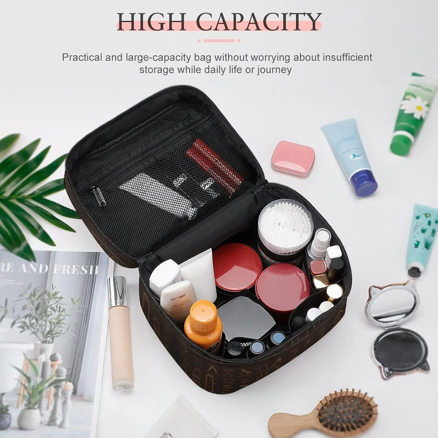 Travel Toiletry Bag for Women And Men,Ancient Egyptian Hieroglyph Toiletry Organizer, Makeup Bag Travel Organizer for Shampoo,Toiletries