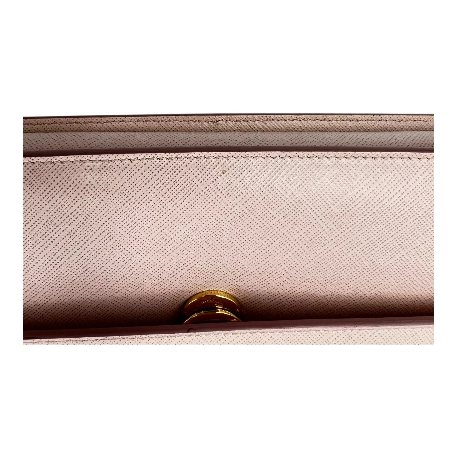 Vara Bow Pink Crossbody Bag in Calfskin, Gold hardware