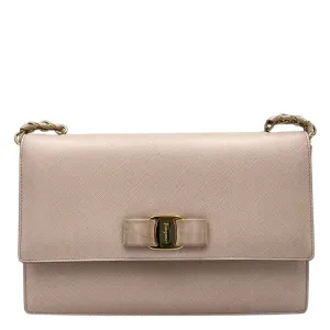 Vara Bow Pink Crossbody Bag in Calfskin, Gold hardware