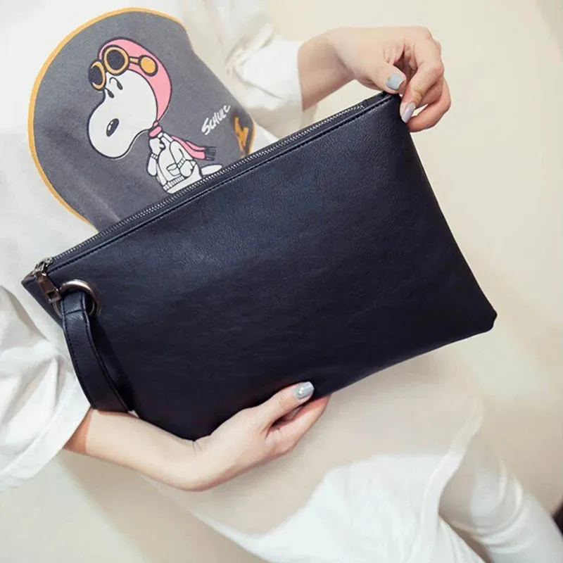 Vegan Leather Crossbody Bag – Sleek & Functional Handbag for Women