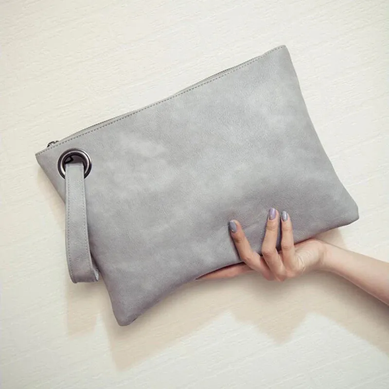 Vegan Leather Crossbody Bag – Sleek & Functional Handbag for Women