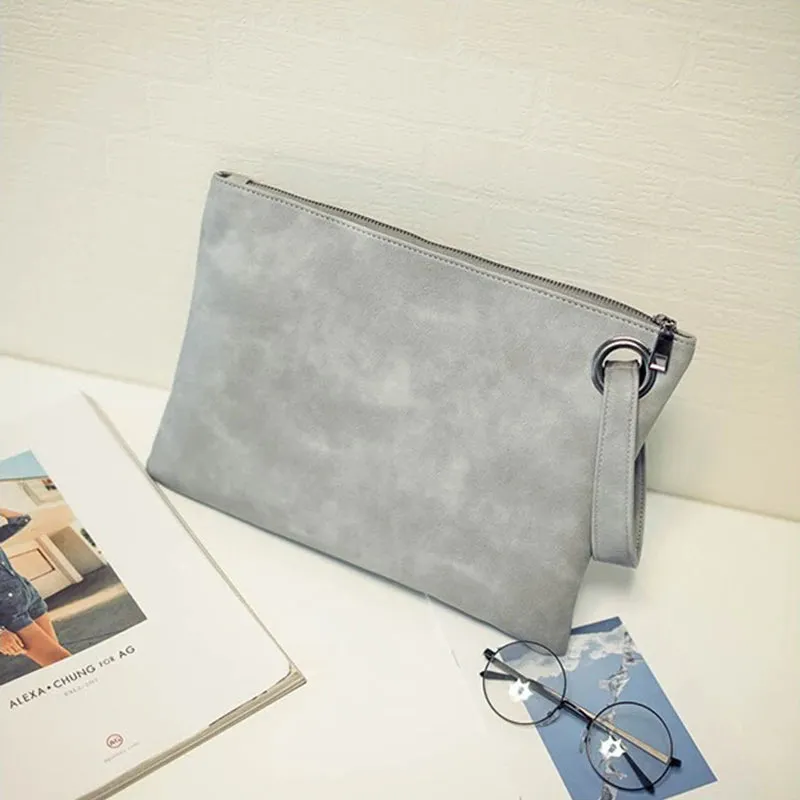 Vegan Leather Crossbody Bag – Sleek & Functional Handbag for Women