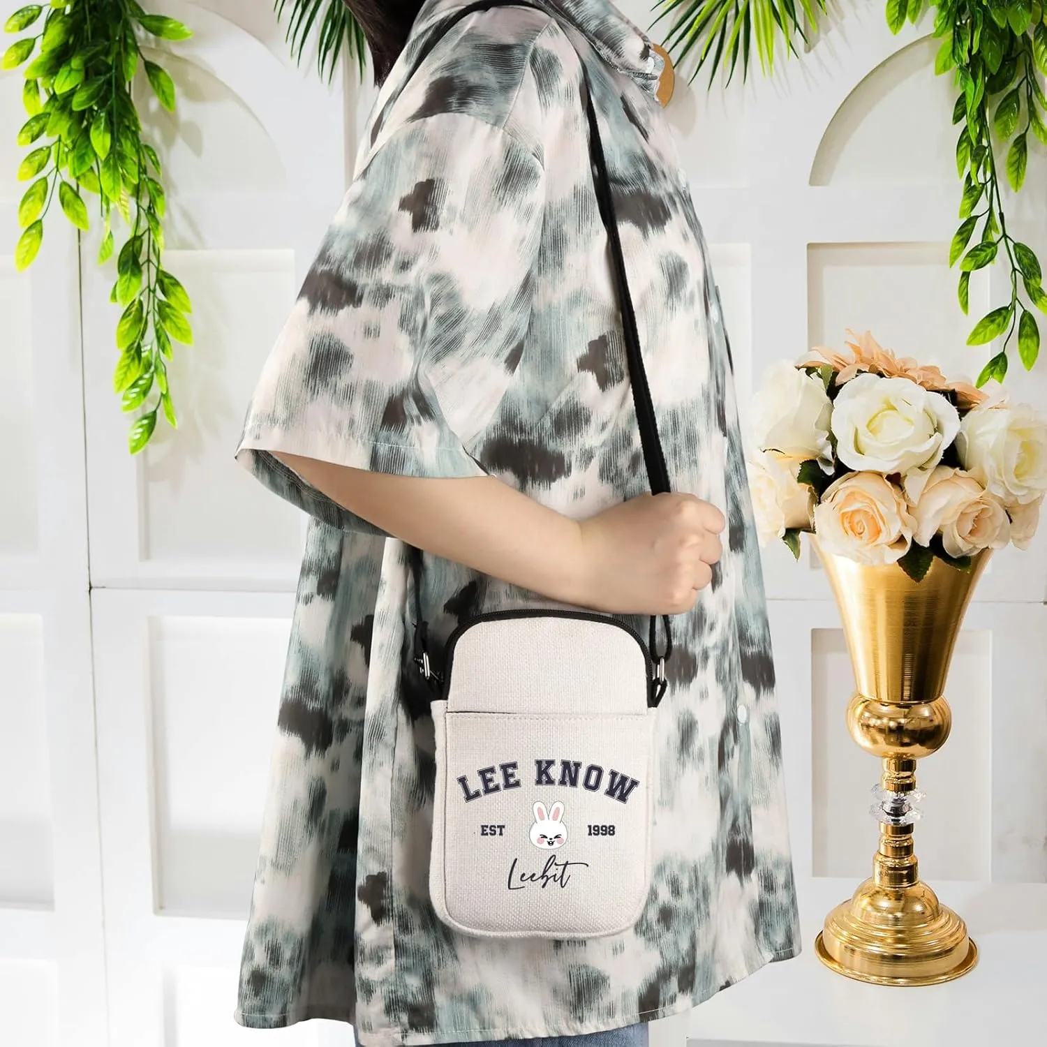 WCGXKO Korean Pop Gift Korean Group Merch Boys Group Est 1999 Dwaekki Crossbody Bag for Pop Music Lover