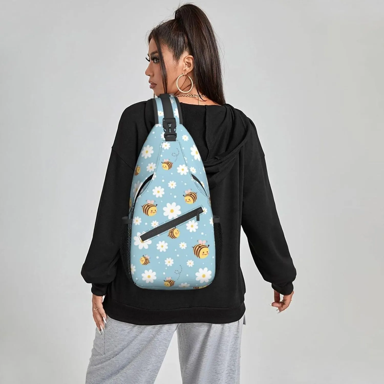 Women Cute Bee Pink Wings Daisy Crossbody Sling Backpack for Men Chest Bag Shoulder Bag Lightweight One Strap Backpack Travel Outdoor Daypack