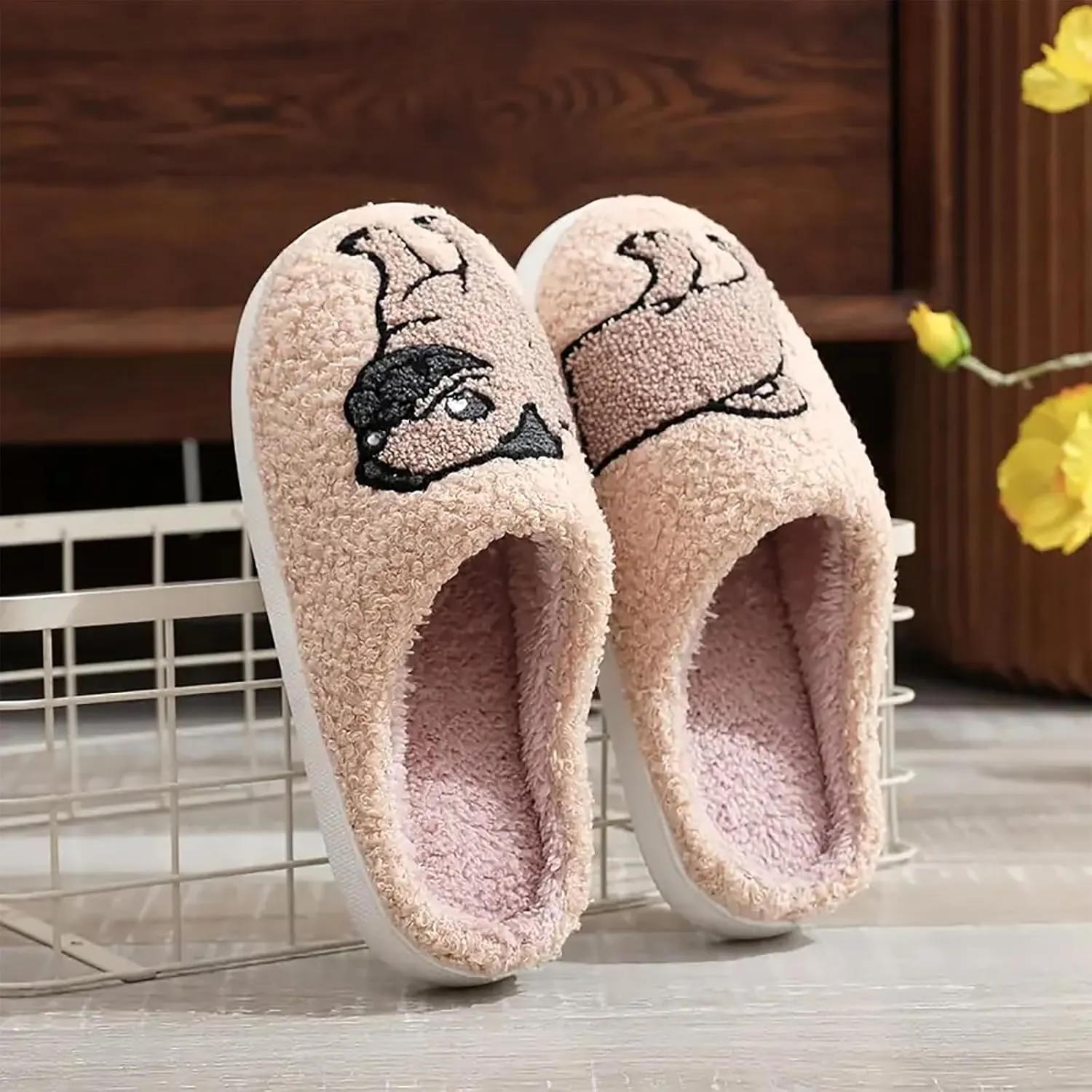 Women's Men's Cute Frog Slippers Fuzzy Memory Foam Kawaii Cartoon Animal Slippers Winter Warm Fluffy Shoes