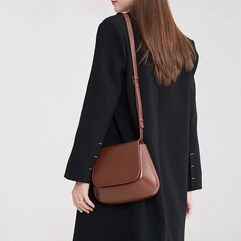 Women's Retro Brown Shell Design Saddle Large Crossbody Bags